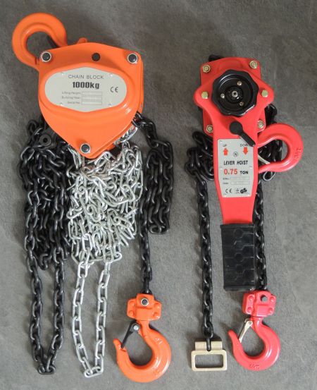 Manual chain and lever hoist